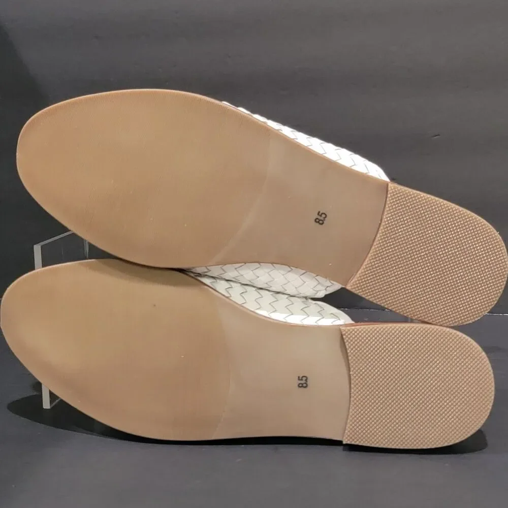Seychelles Places to Go Mules Women's Size 8.5 White Basket Weave Slip On Flats